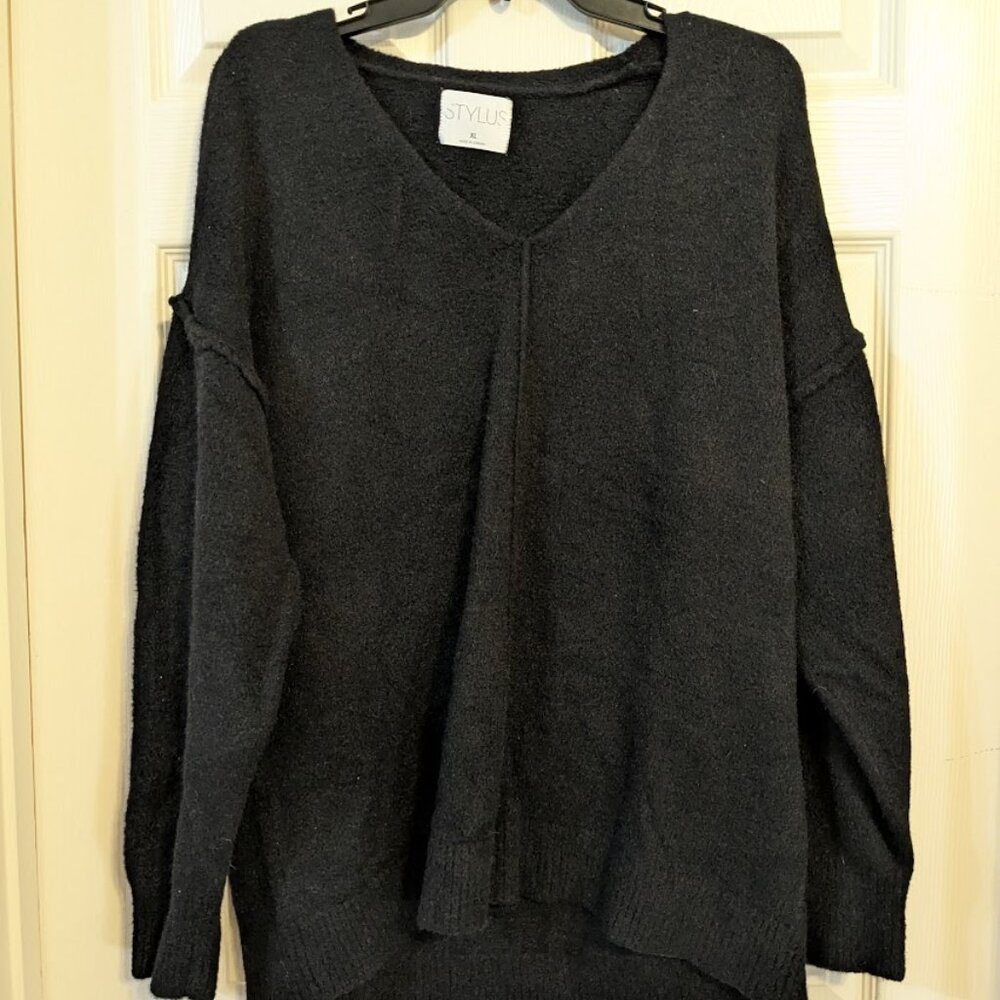 Stylus - Black Knit Sweater